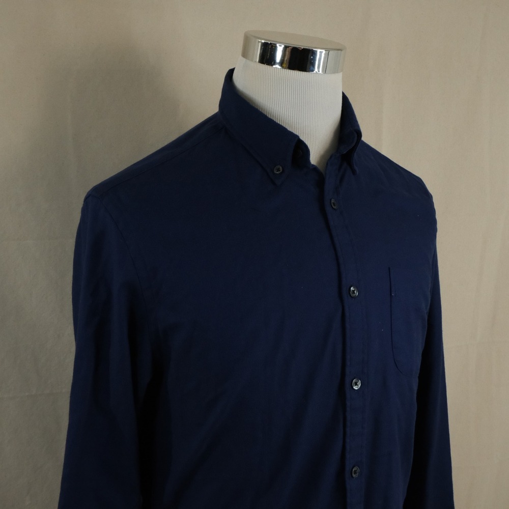 Charles Tyrwhitt Medium Extra Slim Fit Button Down Navy Non-Iron Cotton Mens